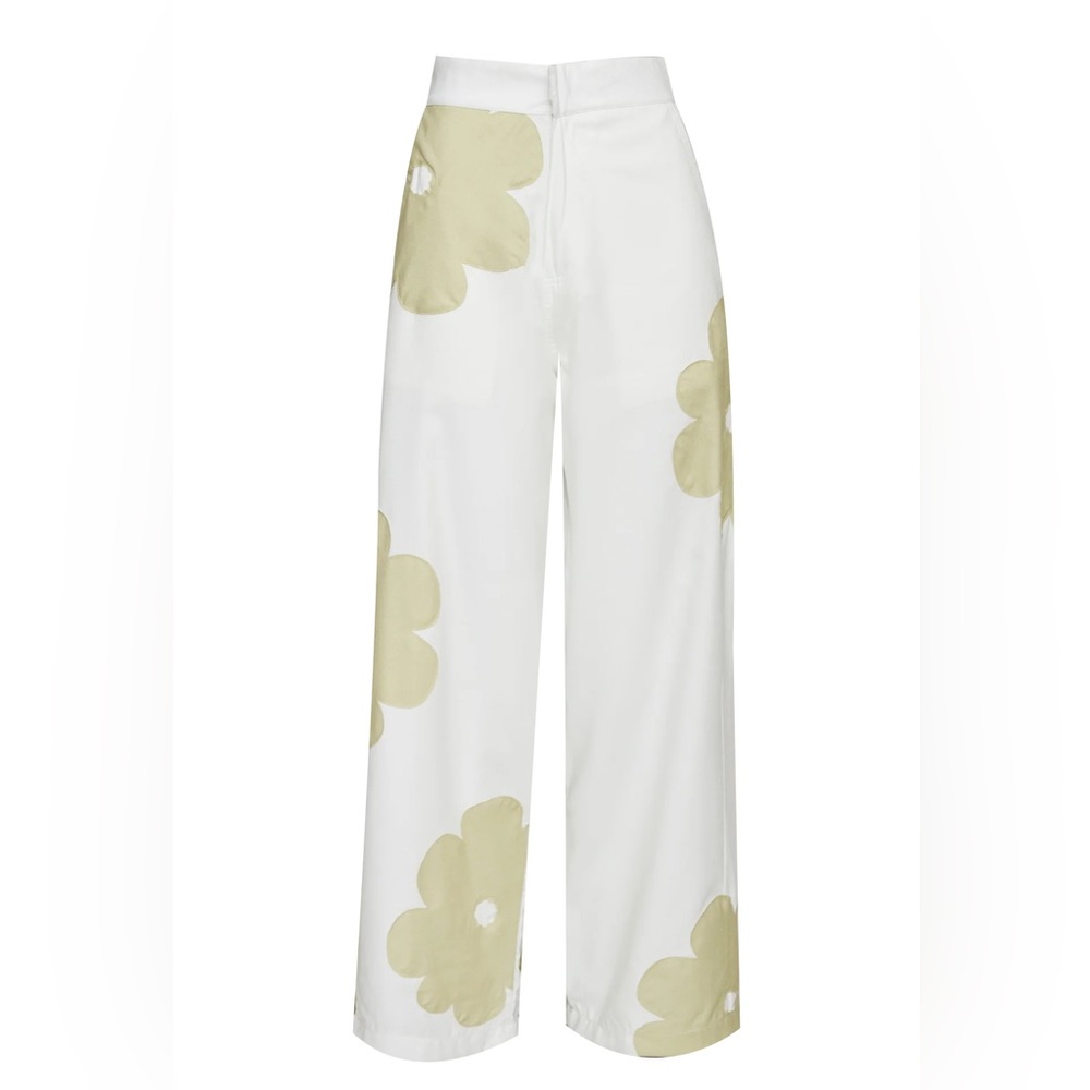 Green and White Wide Leg Jumpsuit with Sleeveless Design